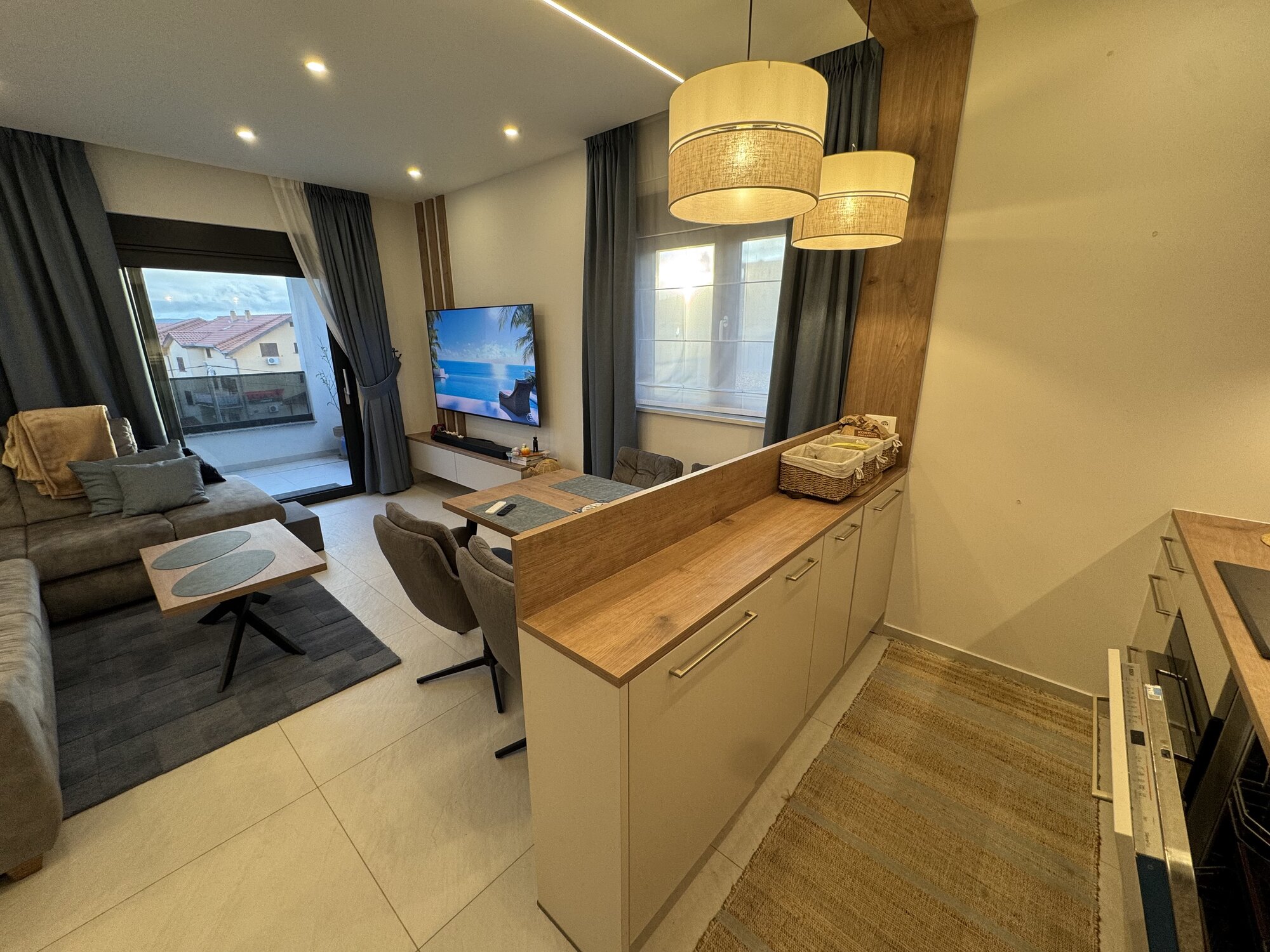 Living Room & Kitchen — photo 6