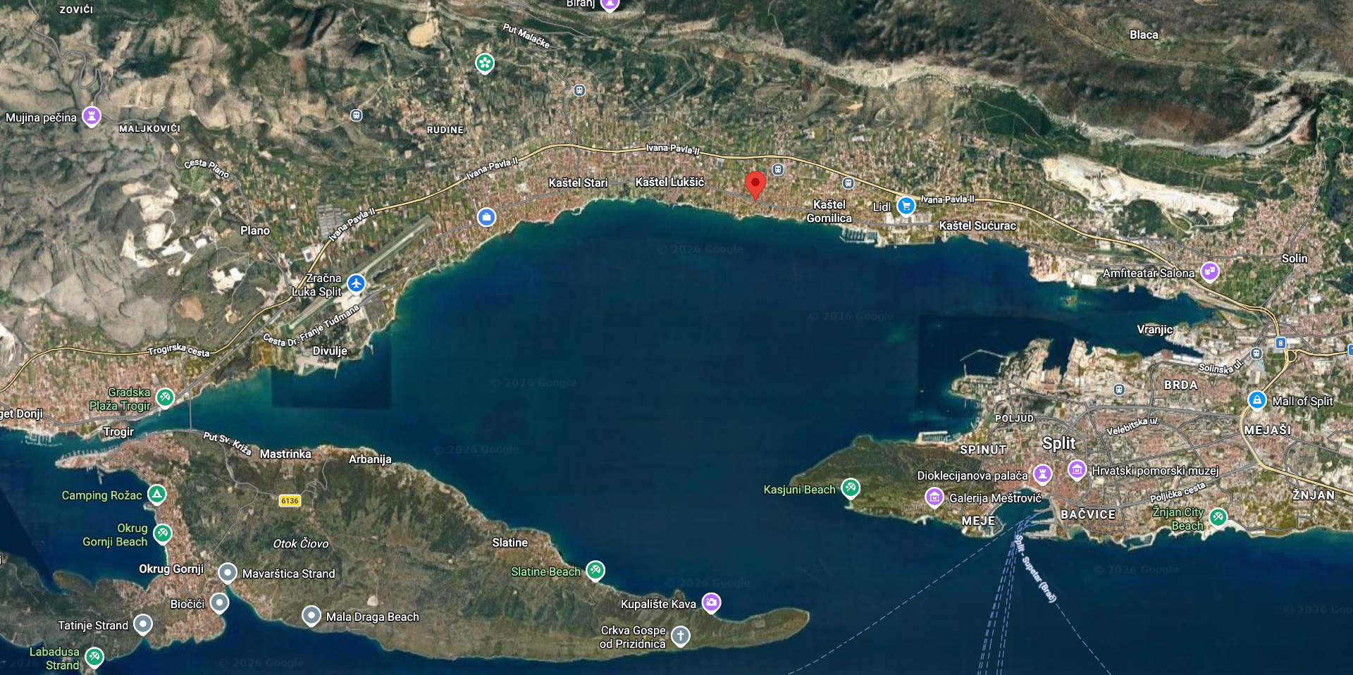 Map showing apartment location in Kaštel Kambelovac, between Split and Trogir